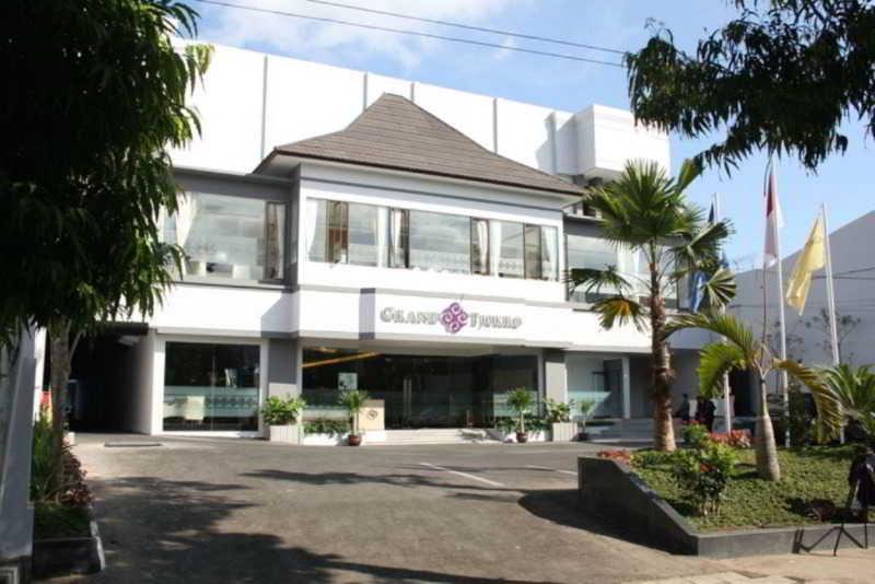 Tjokro Hotel Klaten Kültér fotó