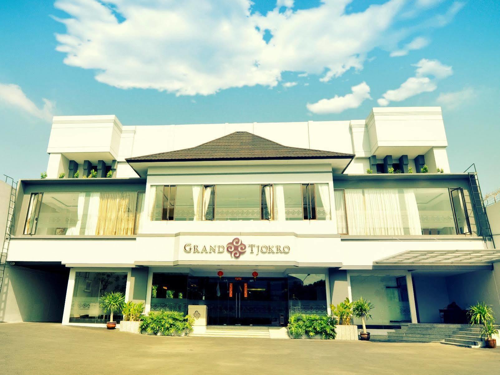 Tjokro Hotel Klaten Kültér fotó