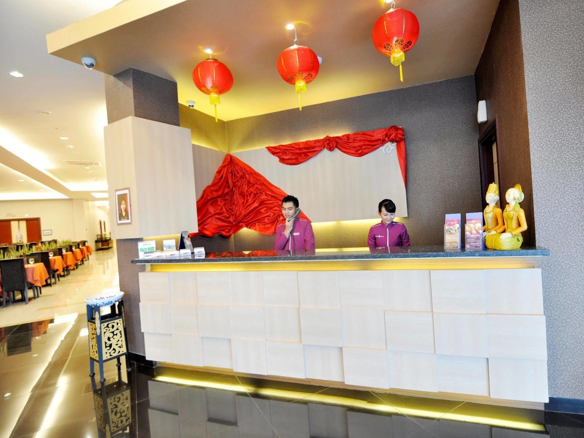 Tjokro Hotel Klaten Kültér fotó
