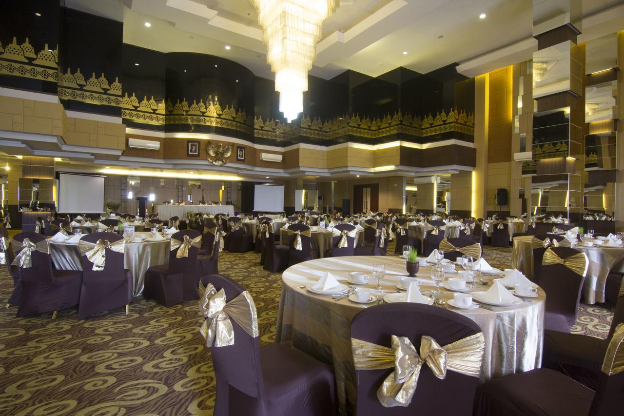 Tjokro Hotel Klaten Kültér fotó