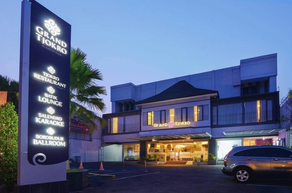 Tjokro Hotel Klaten Kültér fotó